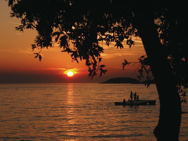 sonnenunterg_meer.jpg