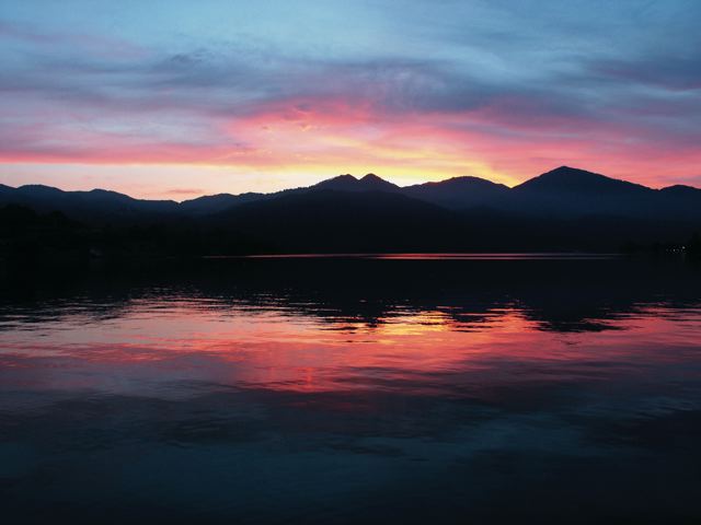 sonnenuntergang_see.jpg